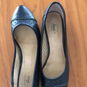 BASS women's black flats 8M